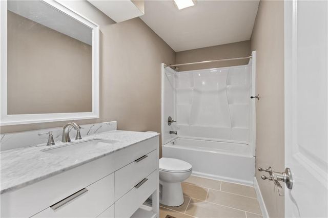 15125 W 84th Street, Lenexa, KS 66219