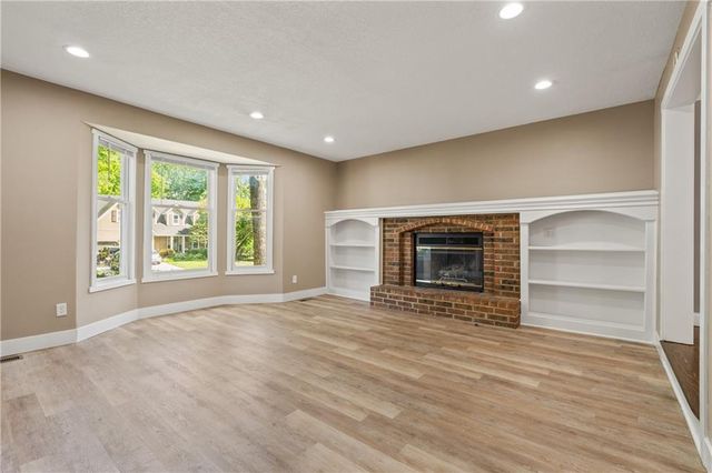 15125 W 84th Street, Lenexa, KS 66219