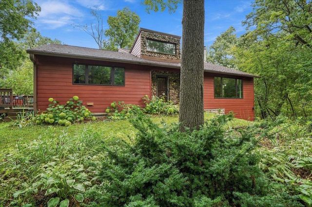 6214 Knollwood Drive, Oregon, WI 53575