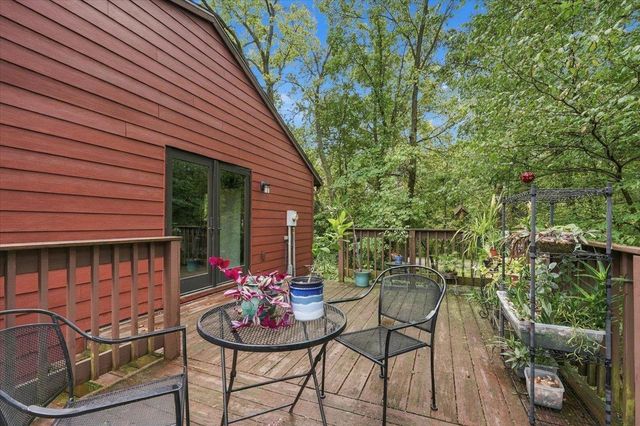6214 Knollwood Drive, Oregon, WI 53575