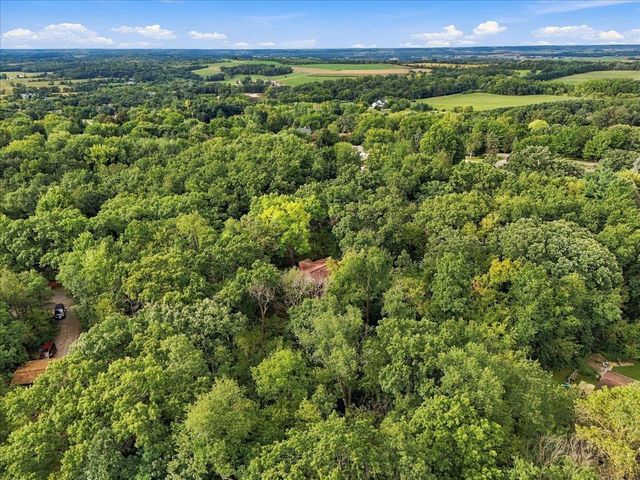 6214 Knollwood Drive, Oregon, WI 53575