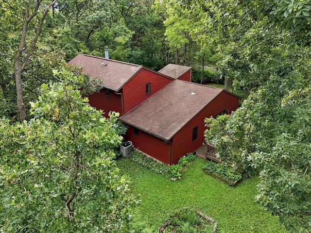 6214 Knollwood Drive, Oregon, WI 53575
