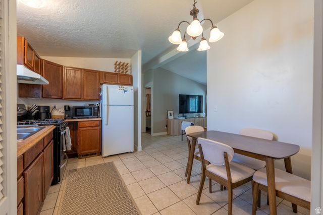 17 W TINY WOOD DR, Sandy, UT 84070