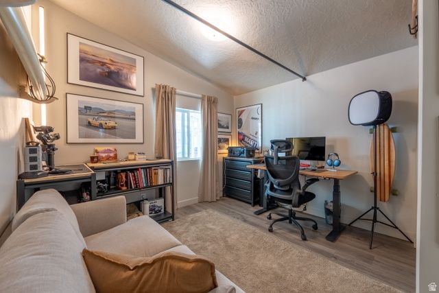 17 W TINY WOOD DR, Sandy, UT 84070