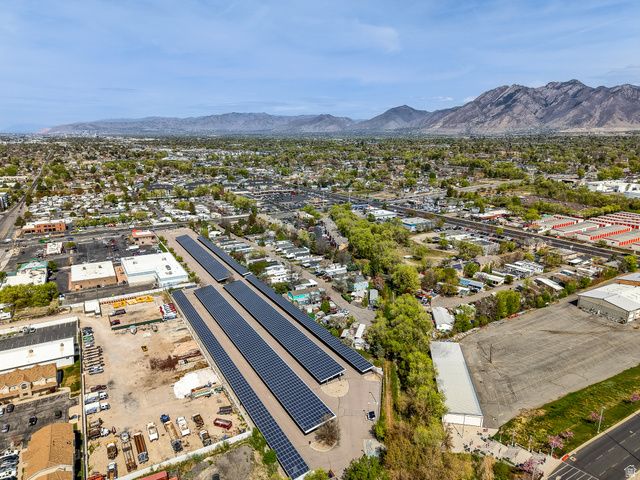 17 W TINY WOOD DR, Sandy, UT 84070