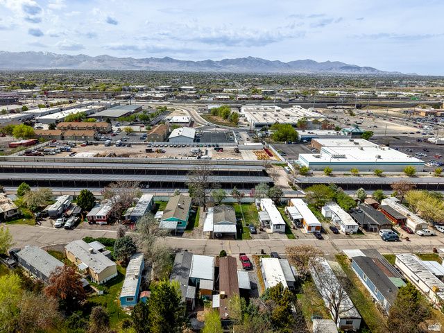 17 W TINY WOOD DR, Sandy, UT 84070
