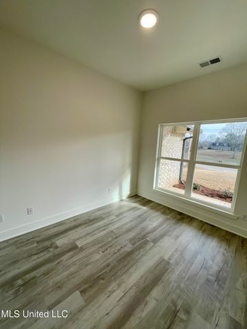 214 Farley Road, Byhalia, MS 38611