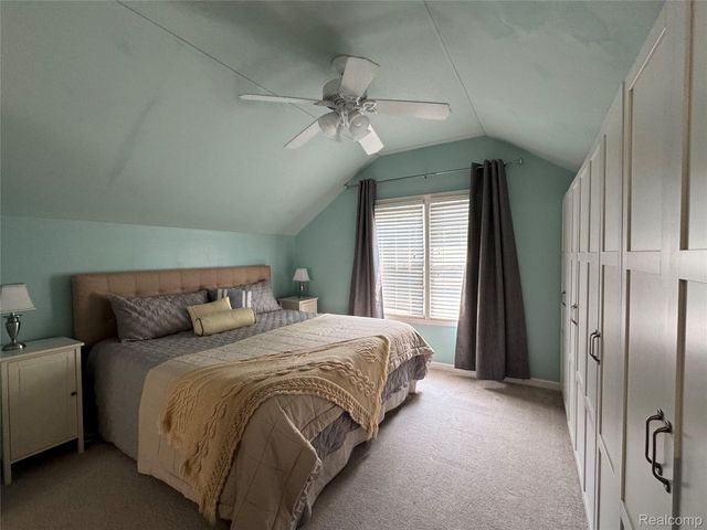 4235 Bacon Avenue, Berkley, MI 48072