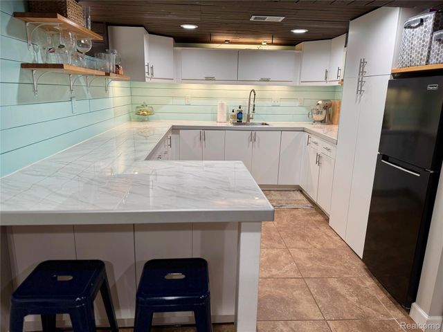 4235 Bacon Avenue, Berkley, MI 48072