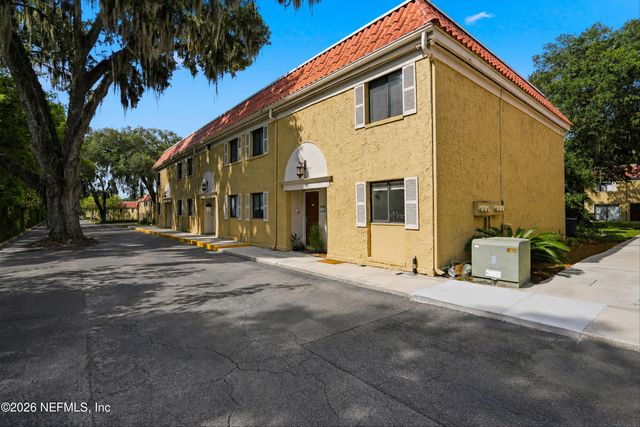 5811 ATLANTIC Boulevard 177, Jacksonville, FL 32207