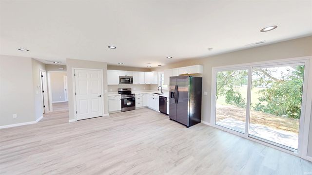 328 Ranger Lane, Dale, IN 47523
