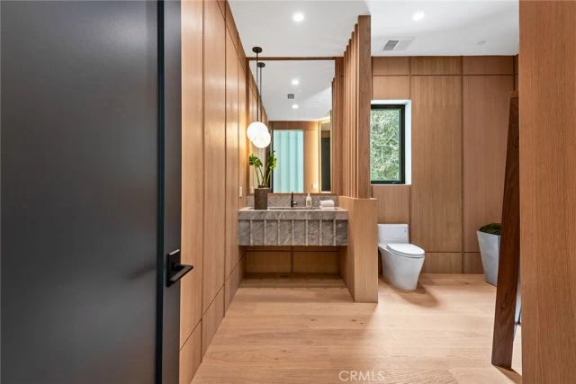 5373 JED SMITH Road, Hidden Hills, CA 91302