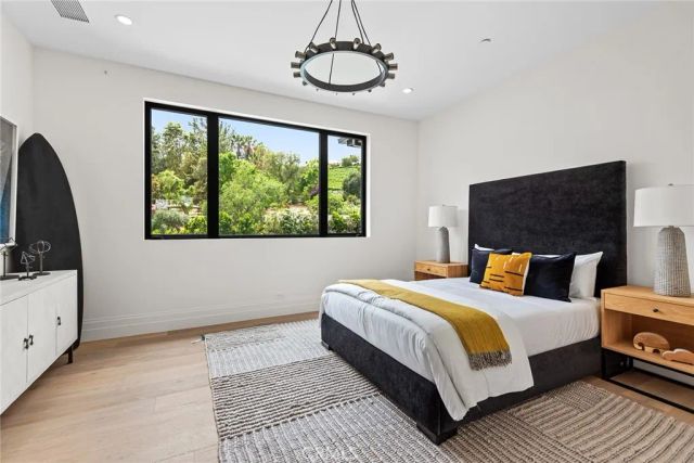 5373 JED SMITH Road, Hidden Hills, CA 91302