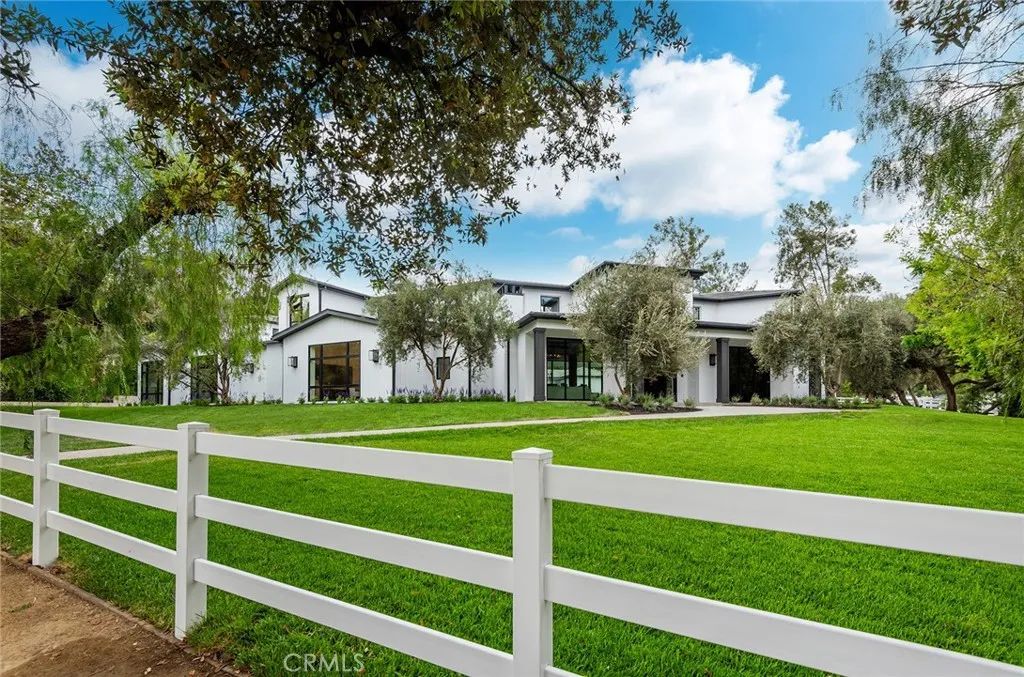 5373 JED SMITH Road, Hidden Hills, CA 91302
