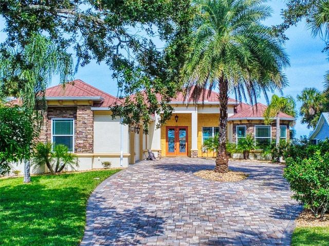 2227 S PALMETTO AVENUE, South Daytona, FL 32119