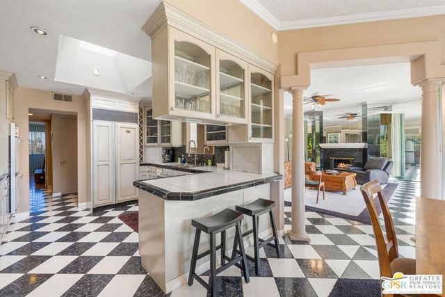 431 Desert Lakes Drive, Palm Springs, CA 92264