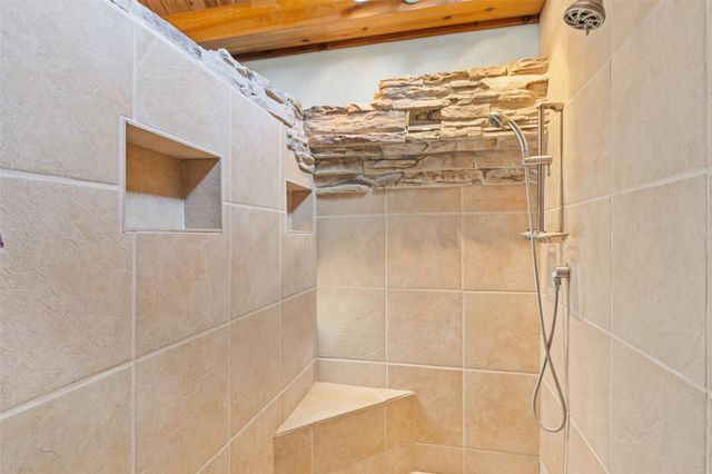 320 Harris Loop, Kingsland, TX 78639