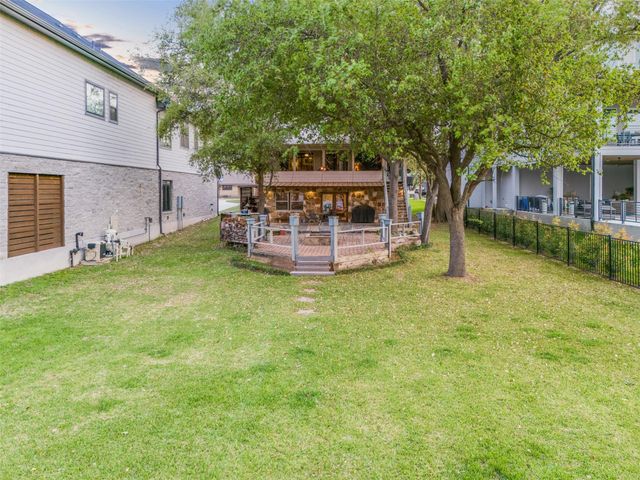 320 Harris Loop, Kingsland, TX 78639