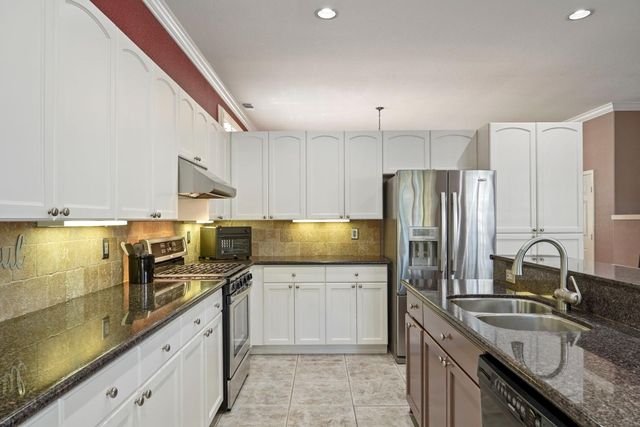 1545 Jasmine Way, Lodi, CA 95242
