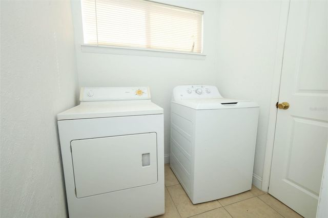 3994 CRAYRICH CIRCLE C4, Orlando, FL 32839
