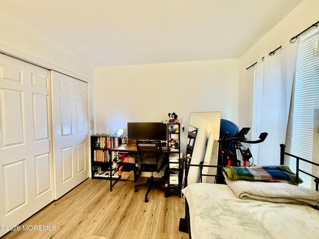 1 Gait Court, Tinton Falls, NJ 07753