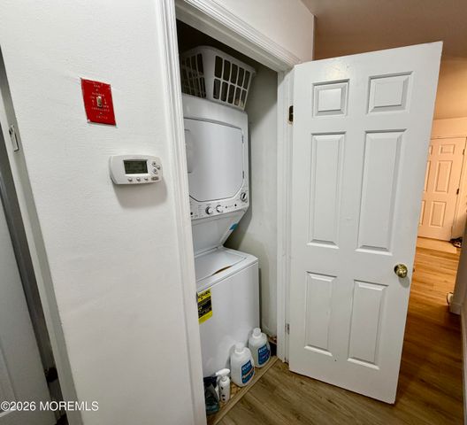 1 Gait Court, Tinton Falls, NJ 07753
