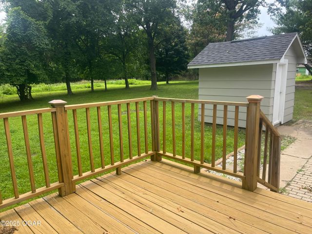 1701 S Kenser Road, Joplin, MO 64801