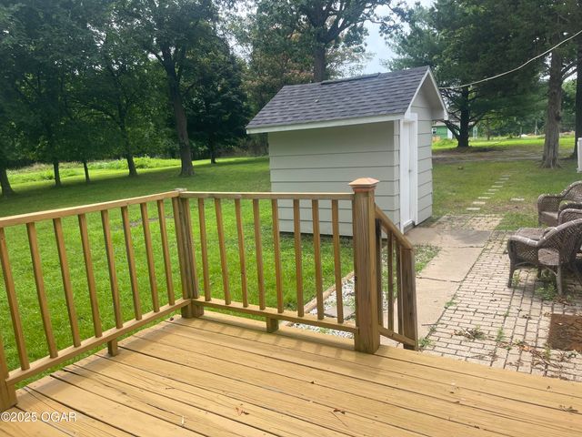 1701 S Kenser Road, Joplin, MO 64801