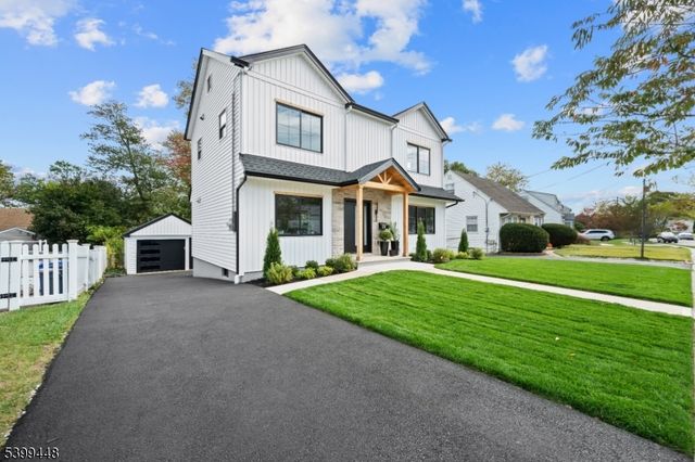 108 Harrington Rd, Clifton City, NJ 07012