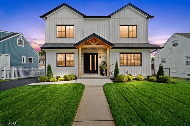 108 Harrington Rd, Clifton City, NJ 07012