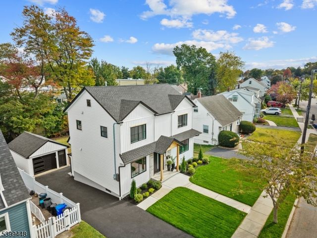 108 Harrington Rd, Clifton City, NJ 07012