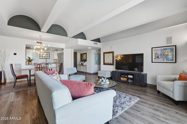 6502 N Central Avenue C301, Phoenix, AZ 85012