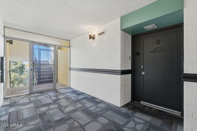 6502 N Central Avenue C301, Phoenix, AZ 85012