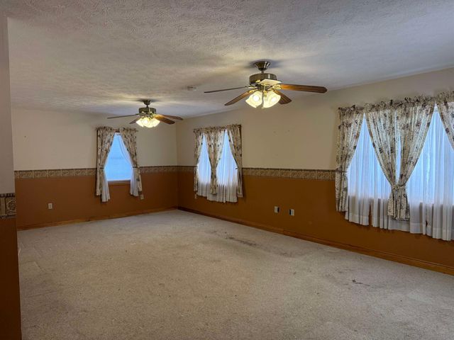 75 Decatur Street, Highgate, VT 05459