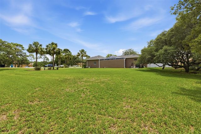 11145 MOUNTAIN MOCKINGBIRD RD, Weeki Wachee, FL 34614