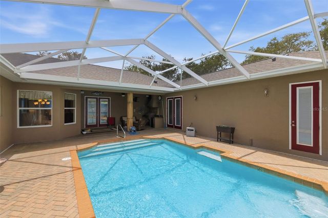 11145 MOUNTAIN MOCKINGBIRD RD, Weeki Wachee, FL 34614