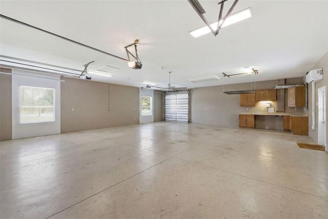 11145 MOUNTAIN MOCKINGBIRD RD, Weeki Wachee, FL 34614