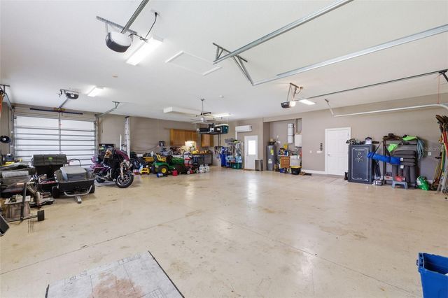 11145 MOUNTAIN MOCKINGBIRD RD, Weeki Wachee, FL 34614