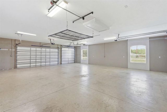 11145 MOUNTAIN MOCKINGBIRD RD, Weeki Wachee, FL 34614
