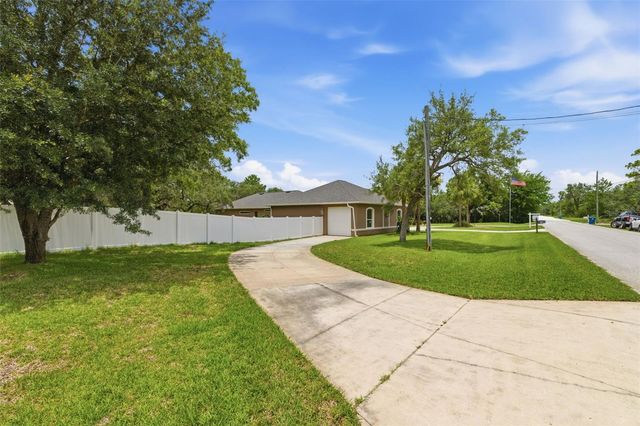 11145 MOUNTAIN MOCKINGBIRD RD, Weeki Wachee, FL 34614