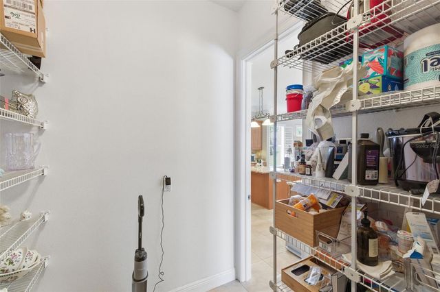 11145 MOUNTAIN MOCKINGBIRD RD, Weeki Wachee, FL 34614