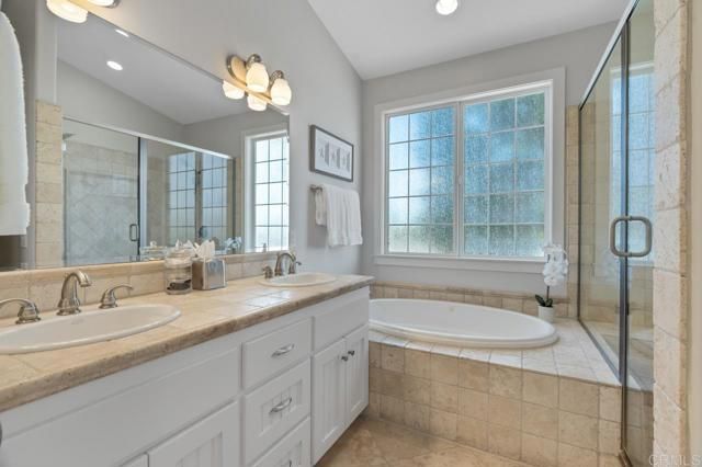 701 H Avenue, Coronado, CA 92118