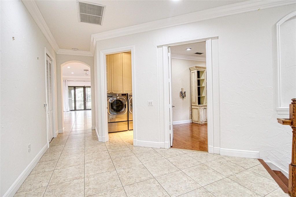 Image 13 of property listing at 7645 Old Thyme Ct 6B, Parkland, FL 33076