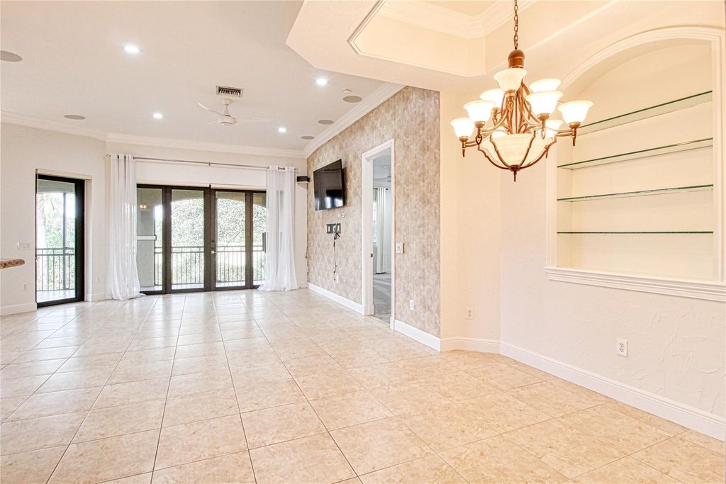 Image 18 of property listing at 7645 Old Thyme Ct 6B, Parkland, FL 33076