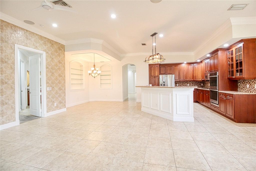 Image 21 of property listing at 7645 Old Thyme Ct 6B, Parkland, FL 33076