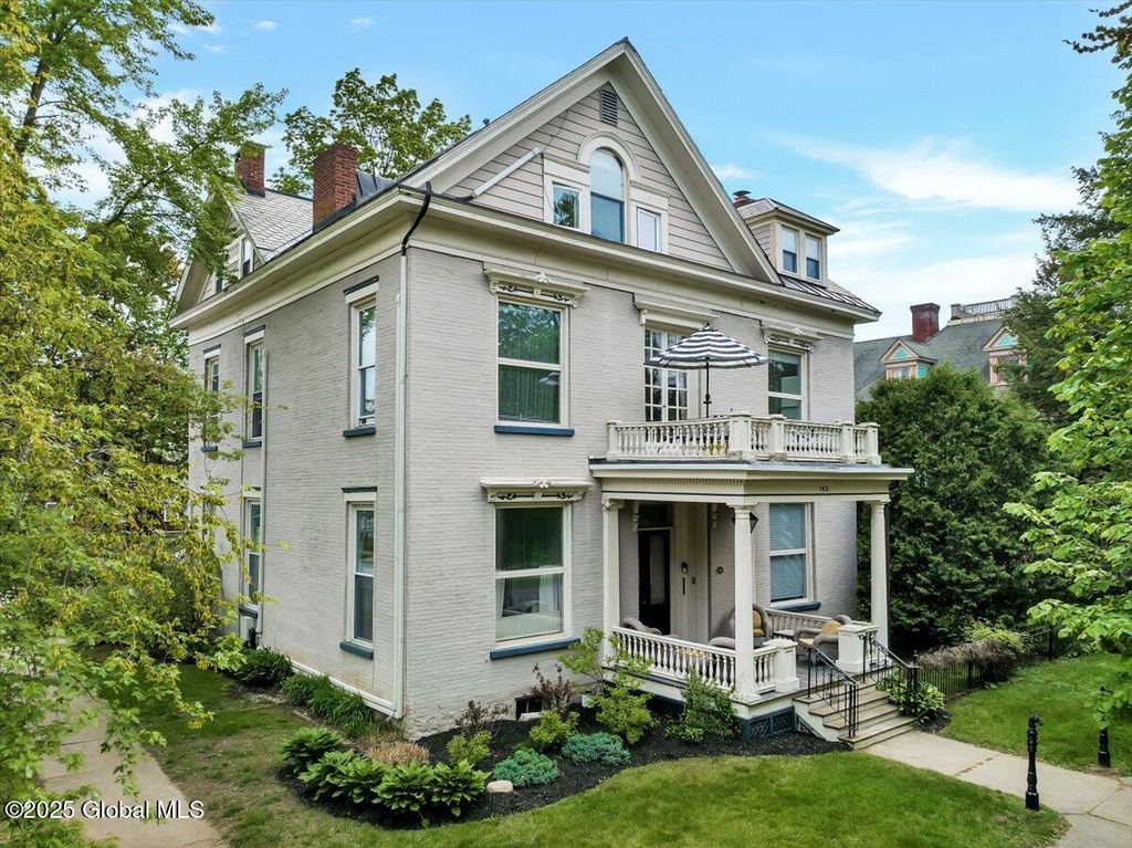 143 Caroline Street 4, Saratoga Springs, NY 12866