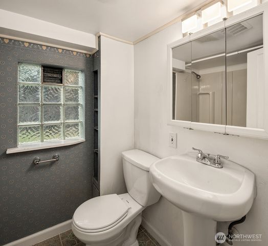 312 NW 88th Street, Seattle, WA 98117