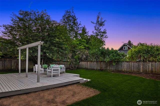 312 NW 88th Street, Seattle, WA 98117