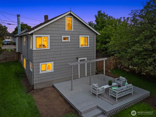 312 NW 88th Street, Seattle, WA 98117