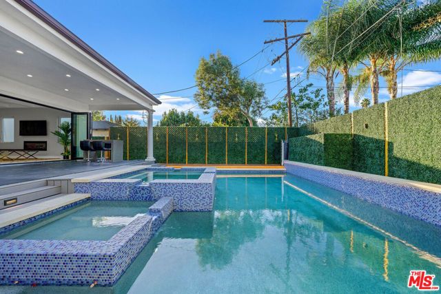 14817 Otsego Street, Sherman Oaks, CA 91403